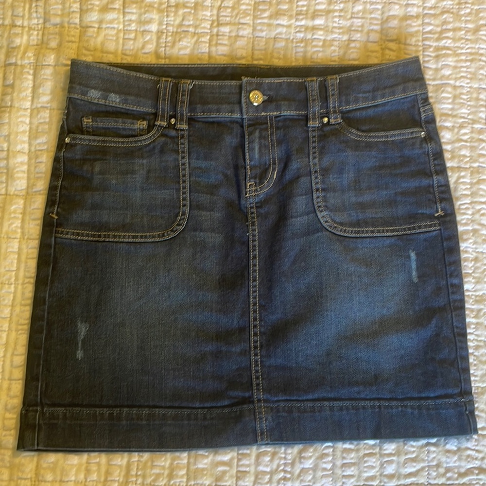 White House black market mini skirt